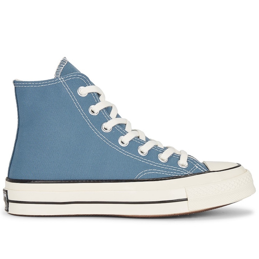 Chuck 70 Tonal Sneaker